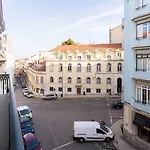 Daire Guestready - Beautiful Flat Near National Museum *