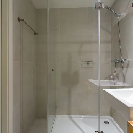 Apartment Joivy Elegant Liberdade