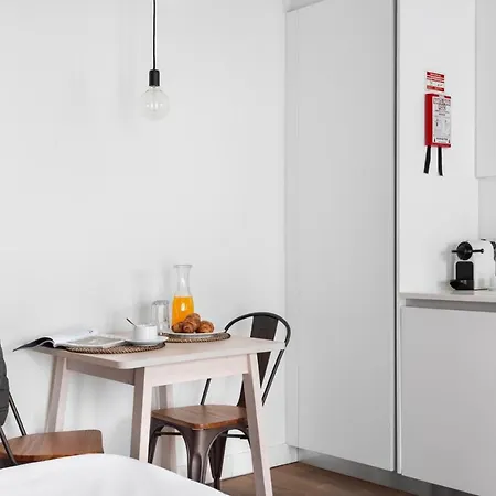 Joivy Elegant Liberdade * Lissabon